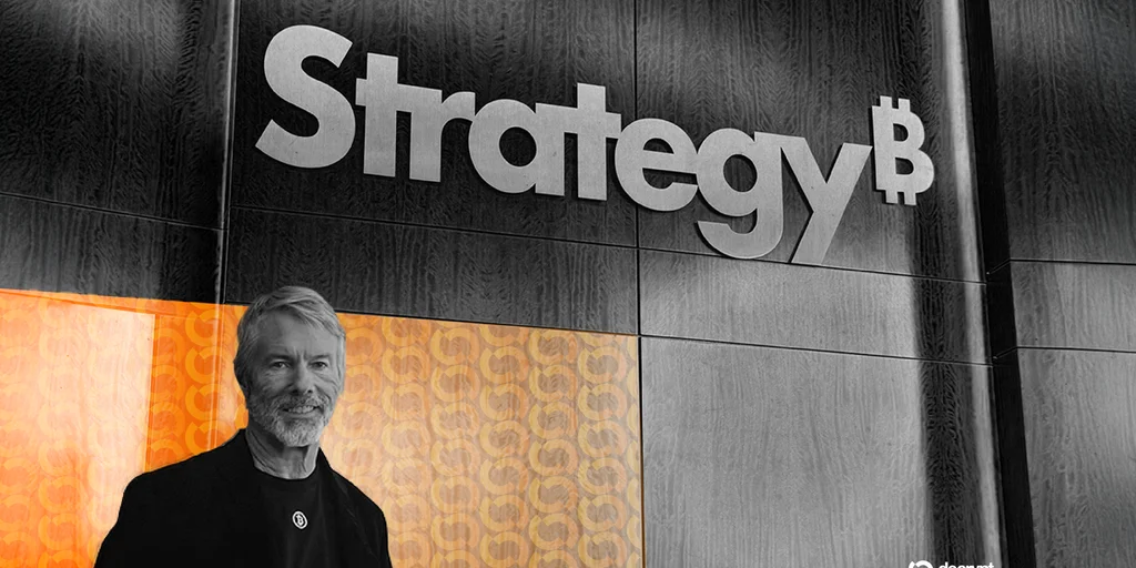 Strategy vende 32 BTC: ¿Se inicia una ola de desinversión?